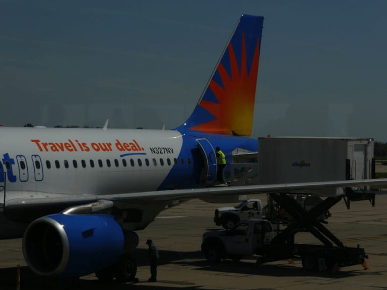 Flying with allegiant airlines family vacations u s 